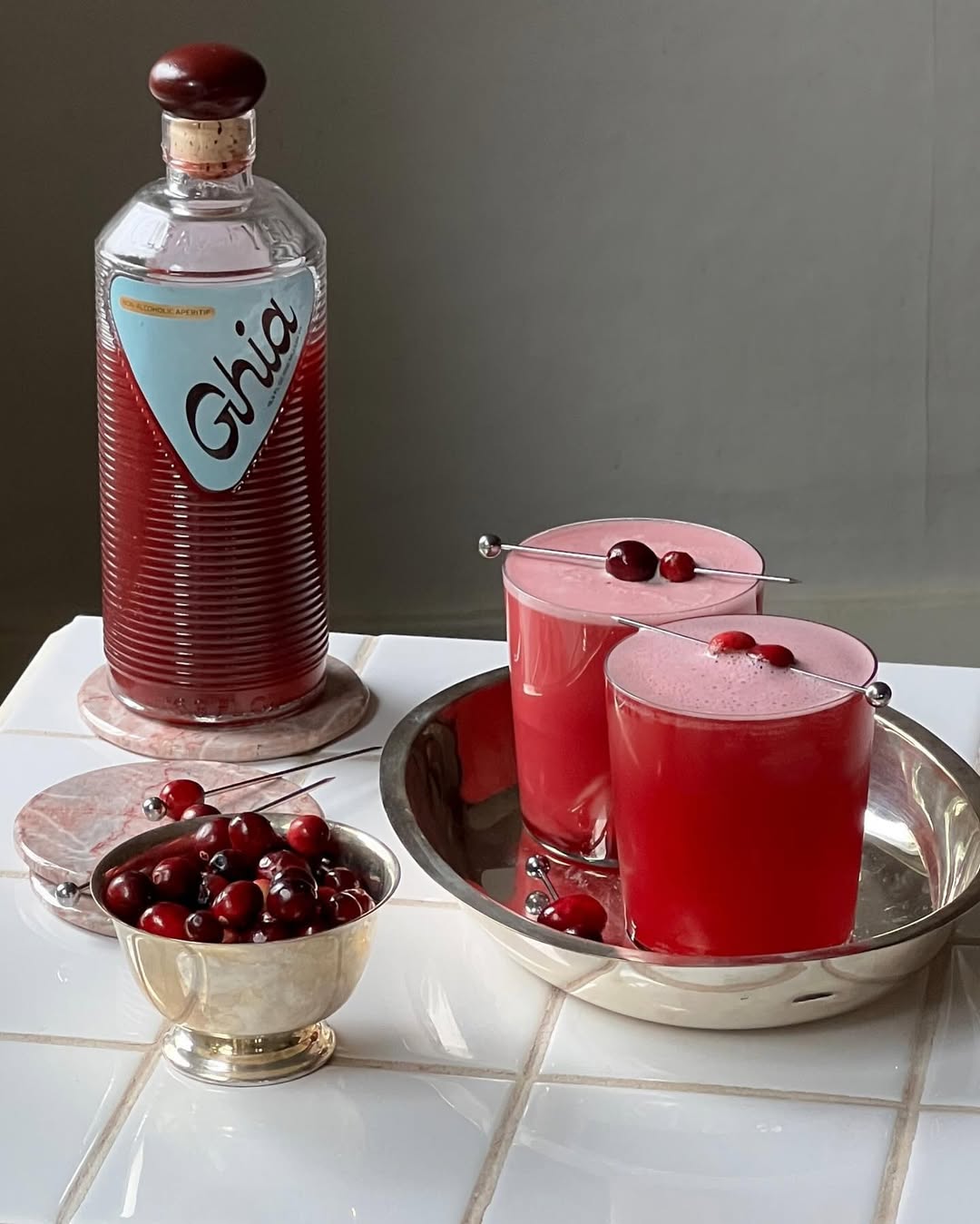 Ghia Cranberry Fizz